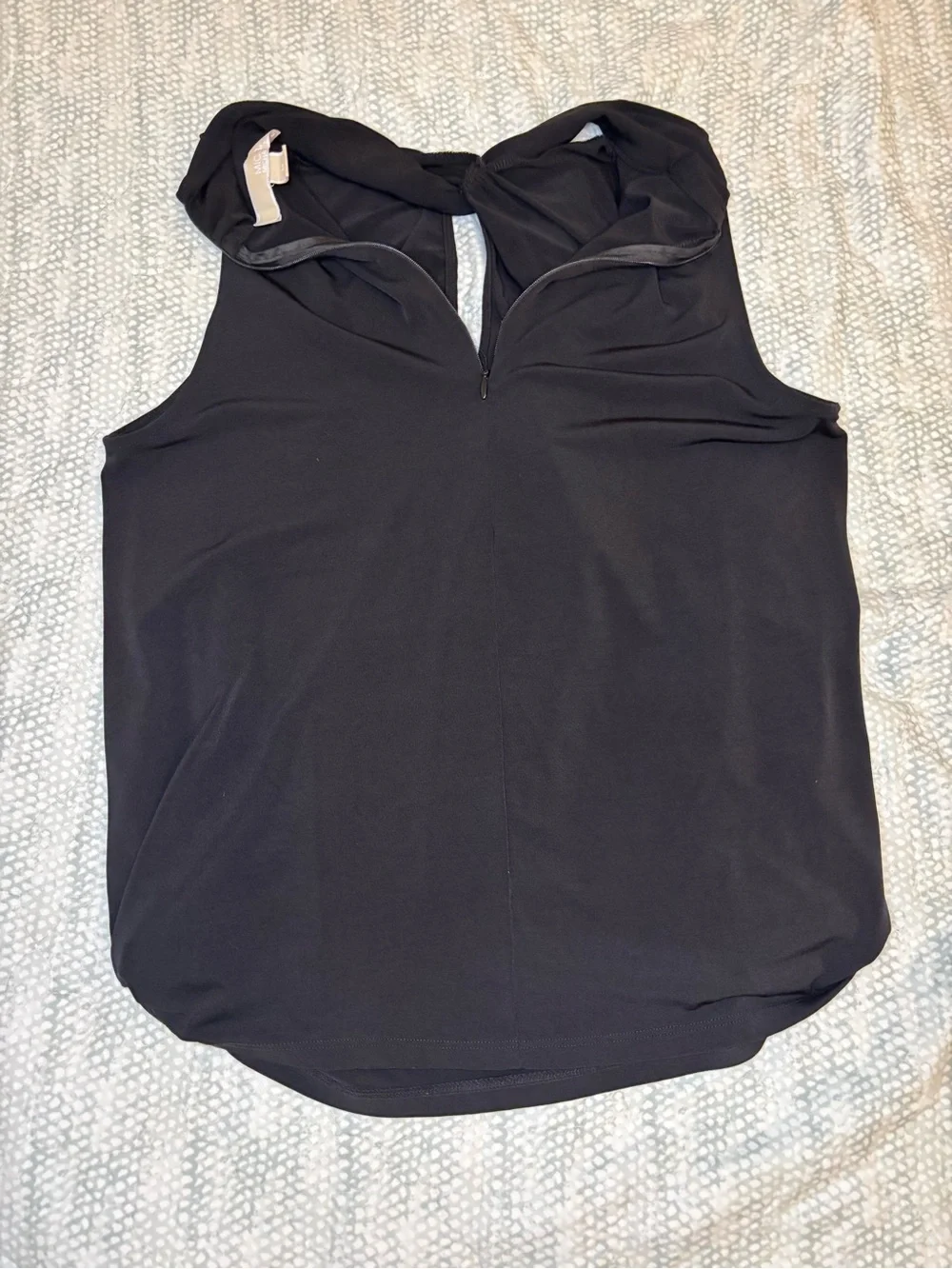 Michael Kors Black Sleeveless Twist-Neck Keyhole Tank